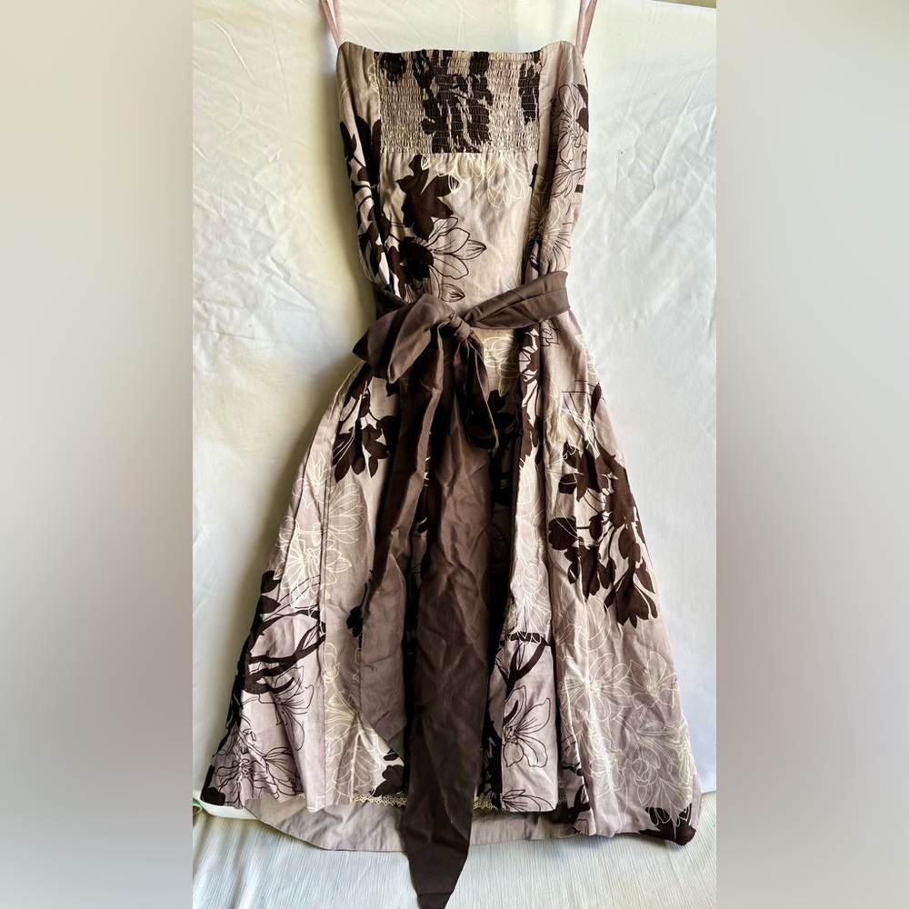 Anthropologie Moulinette Soeurs Strapless Floral Midi Dress.